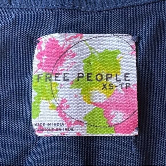 Free People 100% Silk Navy Blue Tiered Ruffle Spaghetti Strap Dress size XS - Picture 3 of 10